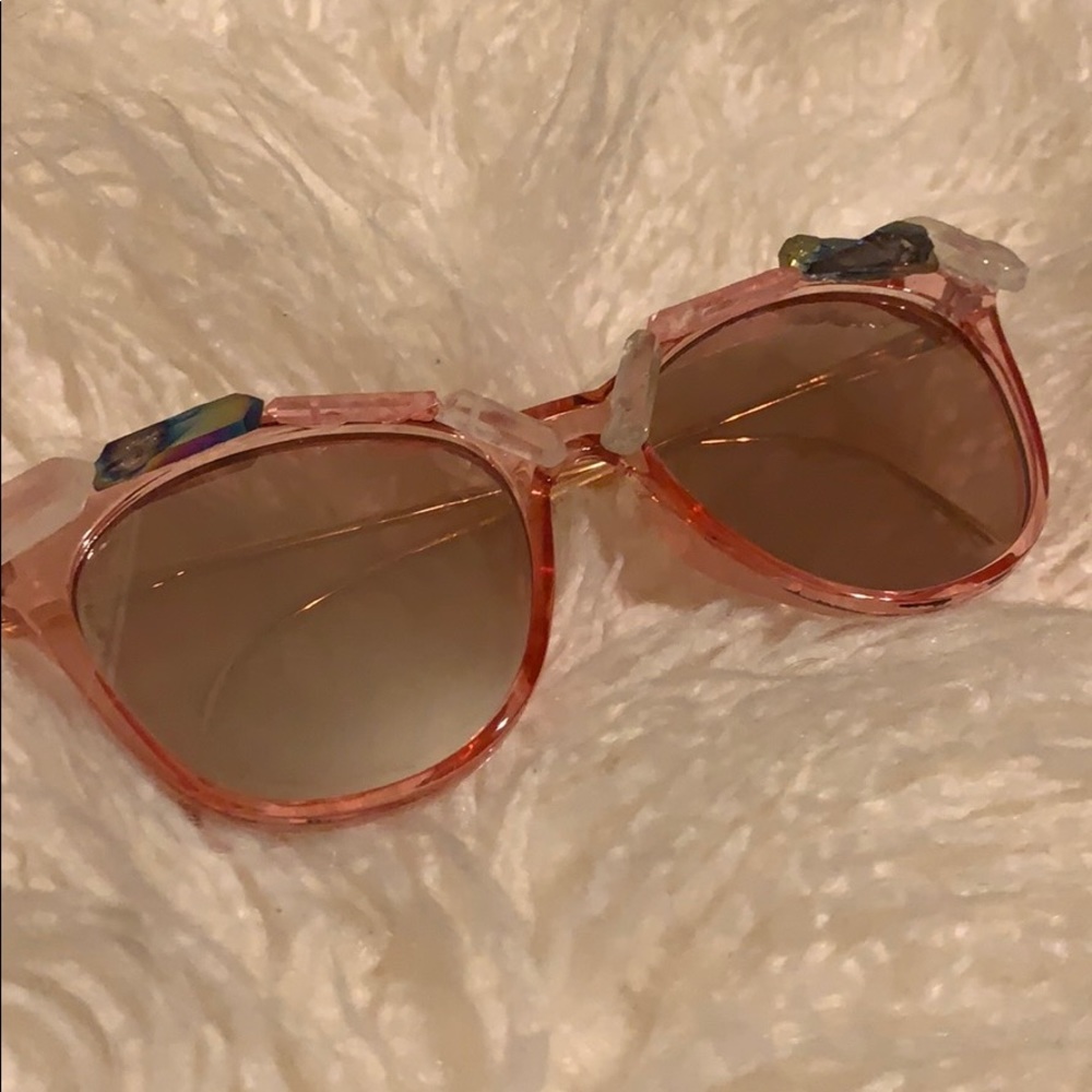 Gemstone sunglasses - Picture 3 of 3